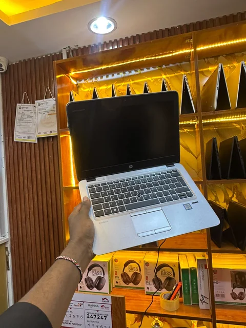 HP EliteBook 820 G3 Core i5 6th Gen | 8GB RAM | 256GB SSD